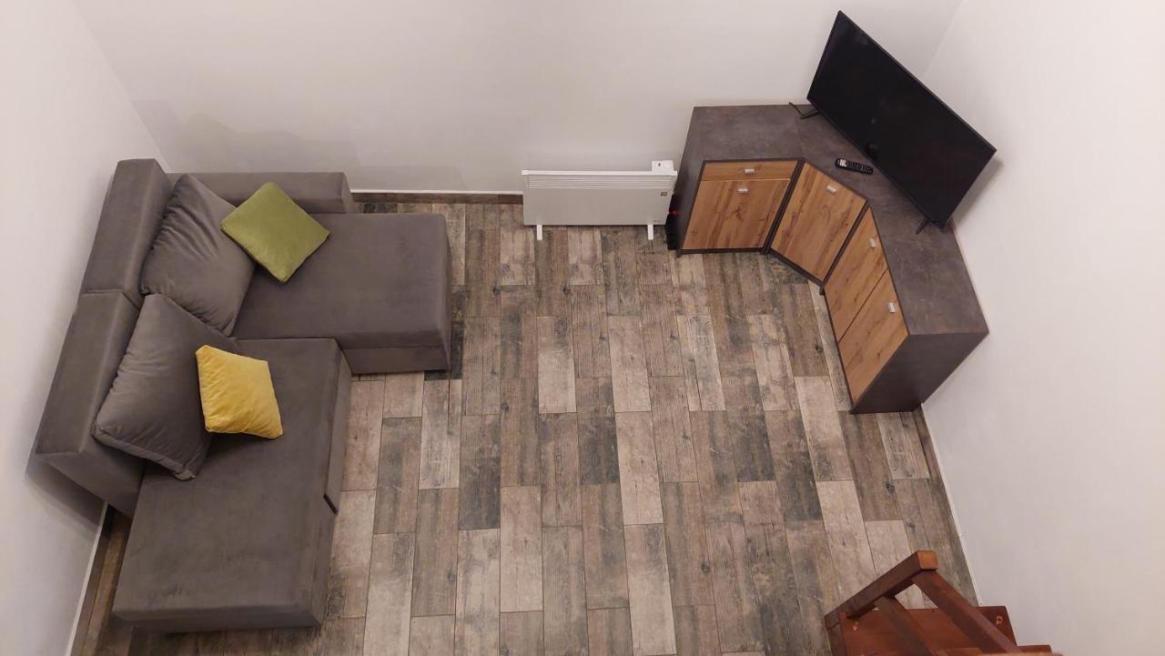 Sasca Montană Casa Nouaヴィラ エクステリア 写真